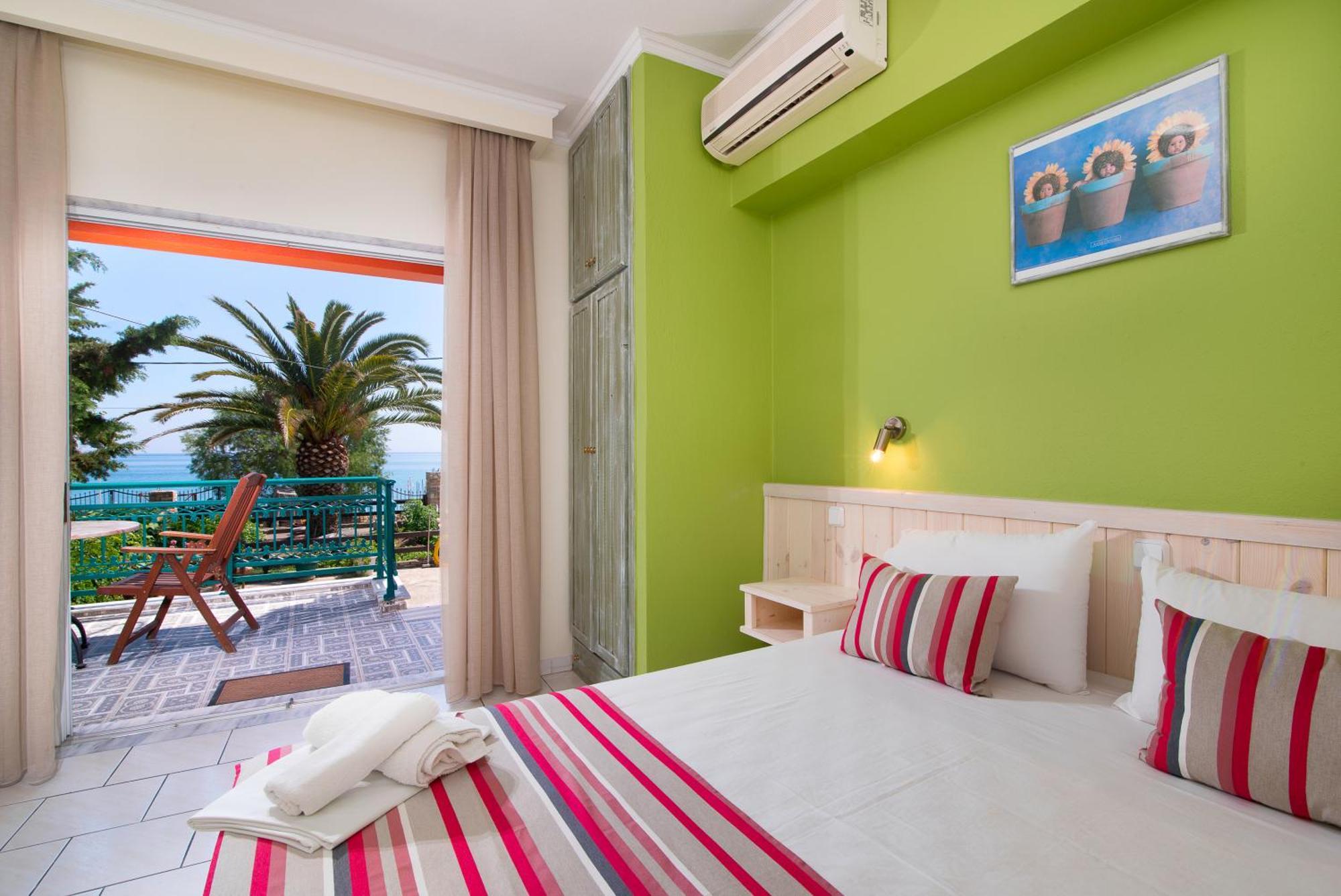 Castaway Suites - Studios Christos Limenaria  Exterior foto