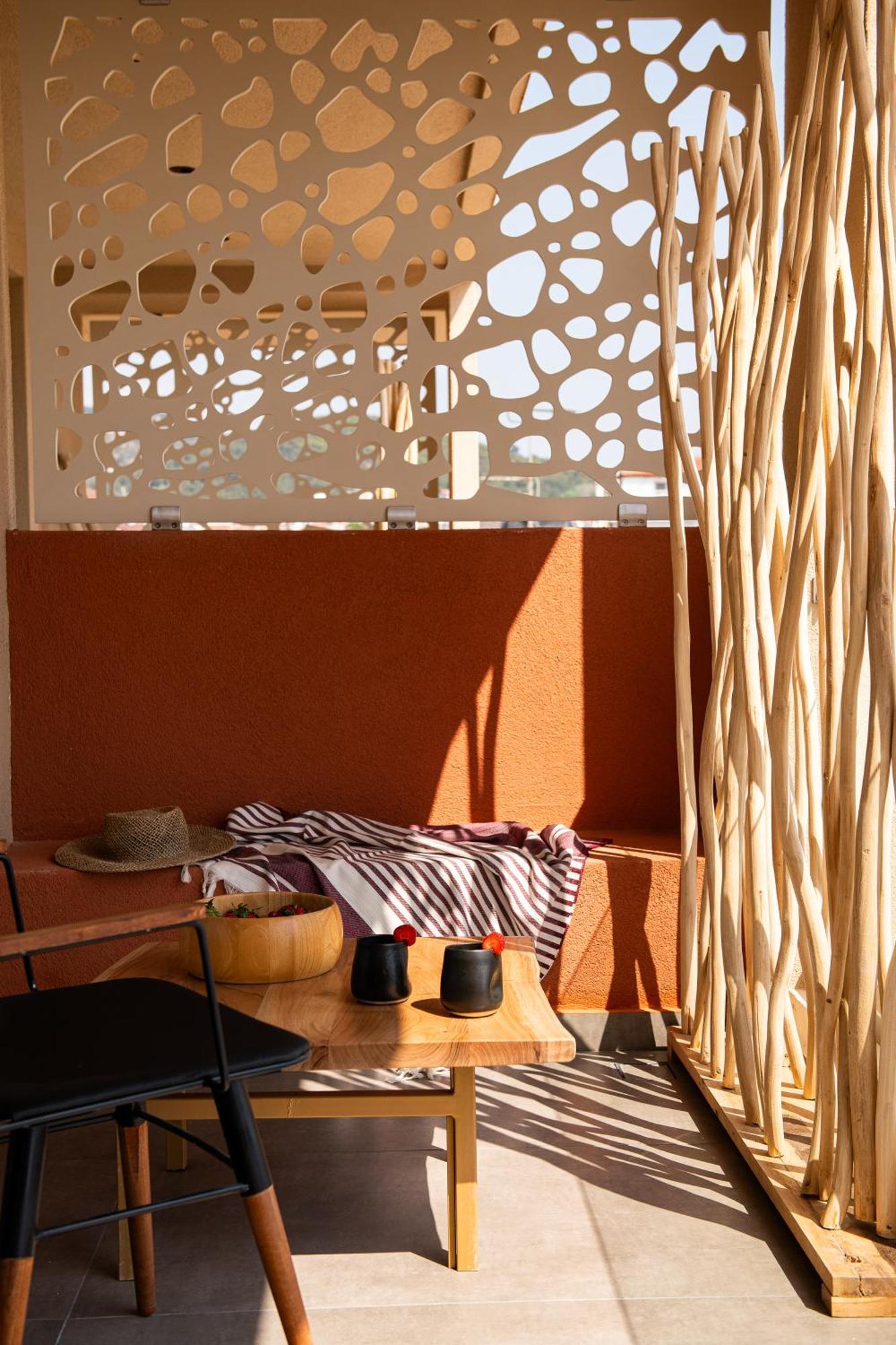 Castaway Suites - Studios Christos Limenaria  Exterior foto