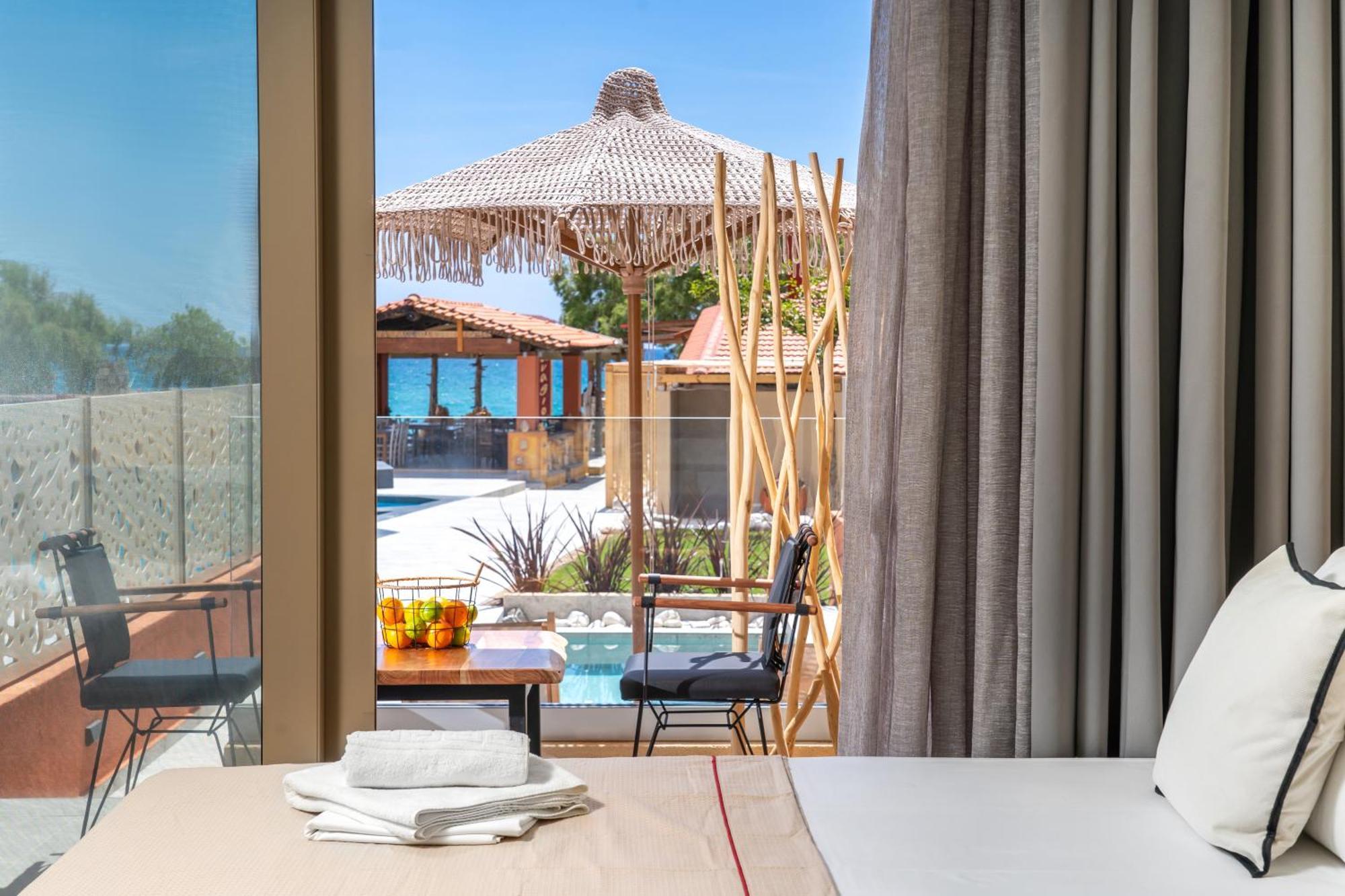 Castaway Suites - Studios Christos Limenaria  Exterior foto