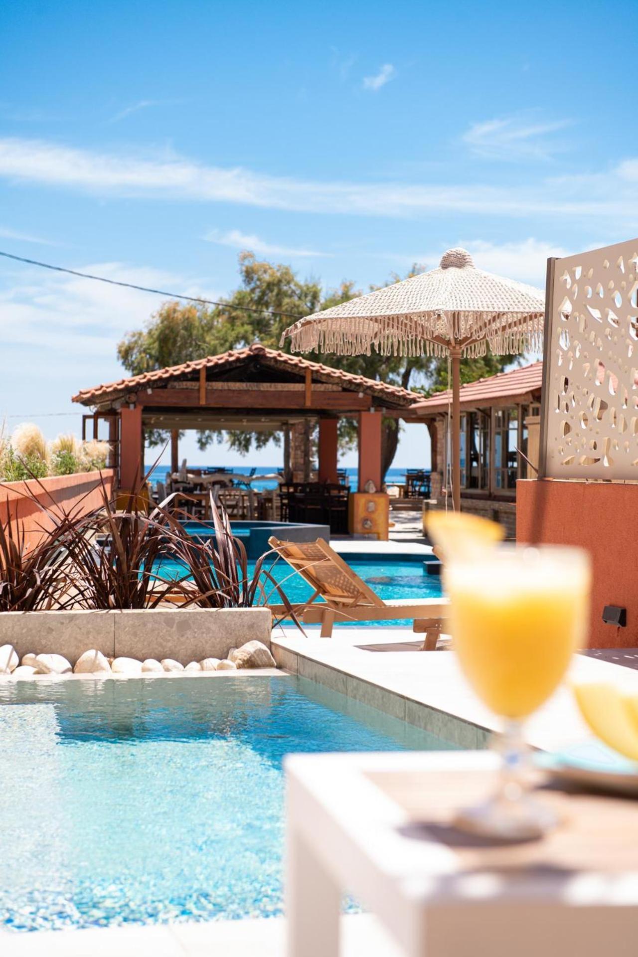 Castaway Suites - Studios Christos Limenaria  Exterior foto