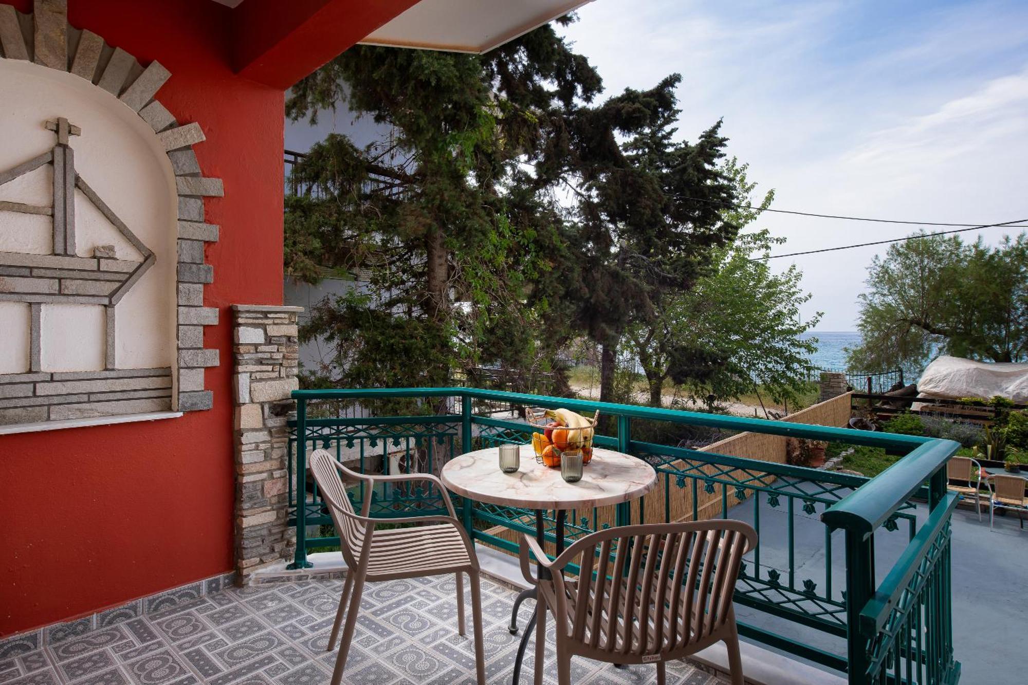 Castaway Suites - Studios Christos Limenaria  Exterior foto